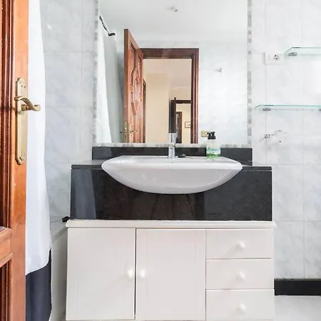 Διαμέρισμα Albareda Canteras *