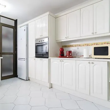 Διαμέρισμα Albareda Canteras *